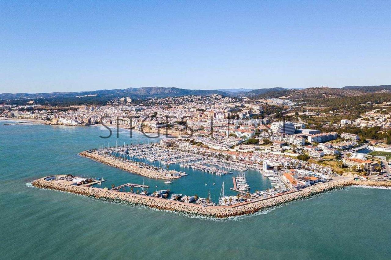 Apartmán Alojate En Una Torre Sobre El Mar Sitges Exteriér fotografie